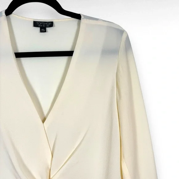 Topshop Blouse Size Xs Cream Vneck Office Minimalist Business Neutral Oldmoney - Picture 4 of 9